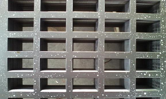 方孔不銹鋼洞洞板產品展示