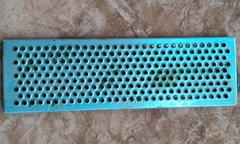 踏步沖孔網板